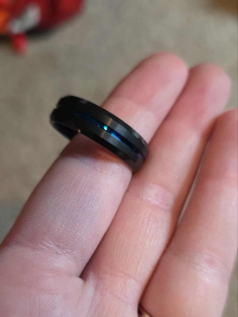 JQueen sleek black